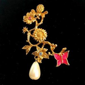 Avon Gold Tone Flowers & Butterfly Brooch